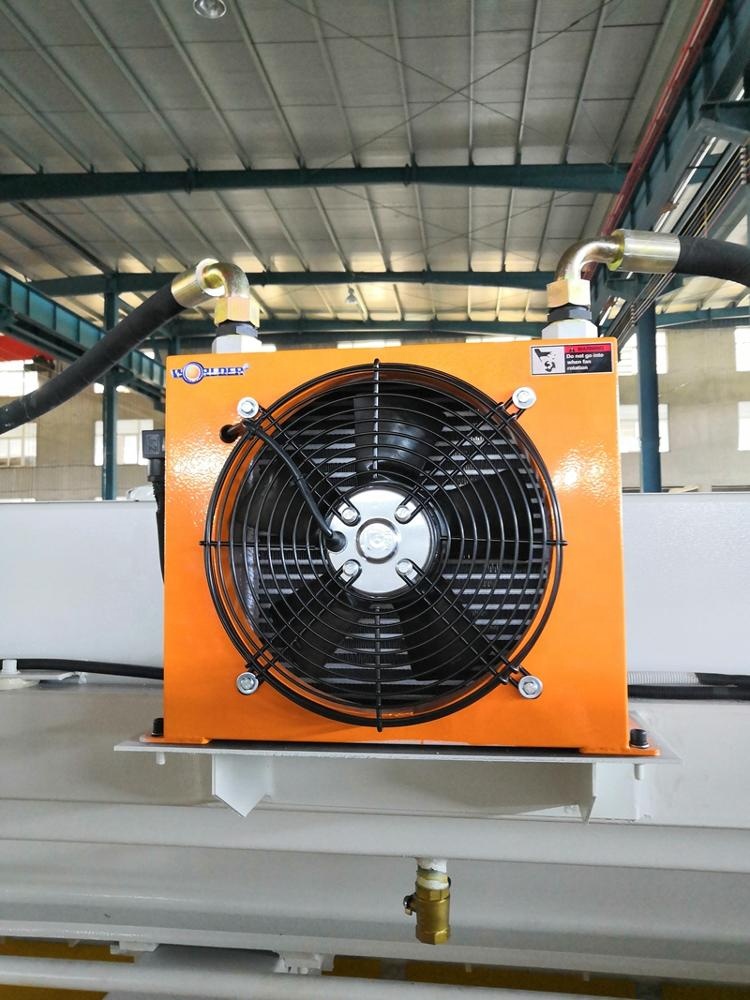 6mm Q11 Electric Sheet Plate Shearing Machine 8 Feet Sheet Metal Shearing Machine 6mm Q11 Mesin Geser Plat Lembaran Listrik 8 Kaki Mesin Geser Logam Lembaran