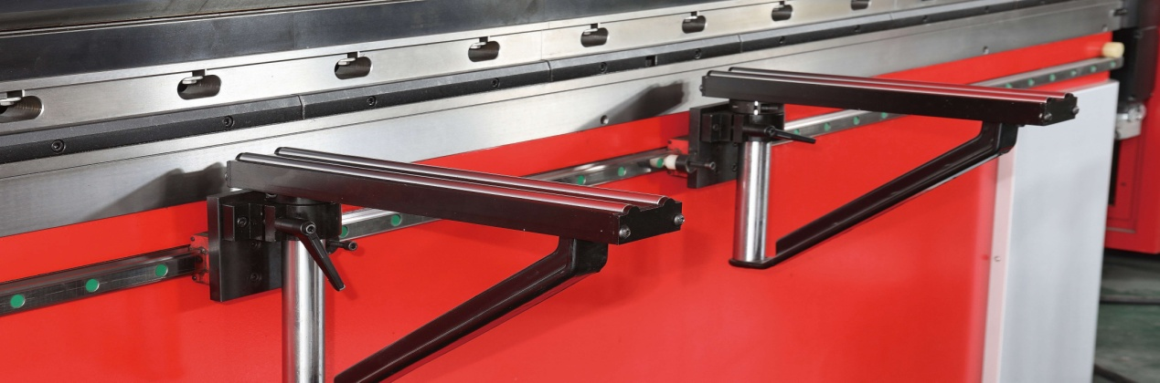 Lembaran Baja Aluminium Bending Hidrolik Press Brake Machine